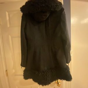 Moda black knee length coat